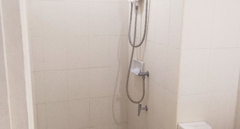 For sale 1 bed condo in Mueang Chon Buri, Chonburi
