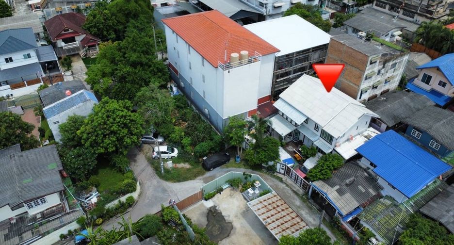 Casa en venta de 3 habitaciones en Bangkok Yai, Bangkok