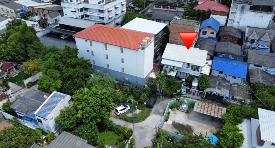 Casa en venta de 3 habitaciones en Bangkok Yai, Bangkok