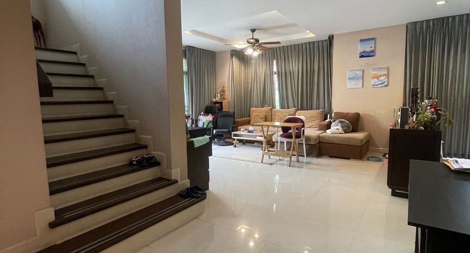 For sale 4 bedrooms house in Bang Phli, Samut Prakan