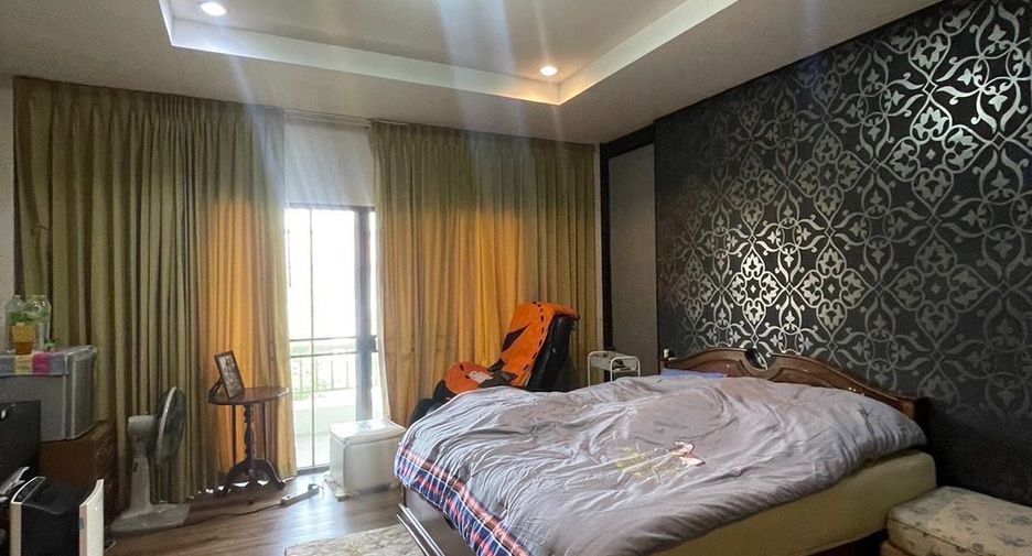 For sale 4 bedrooms house in Bang Phli, Samut Prakan
