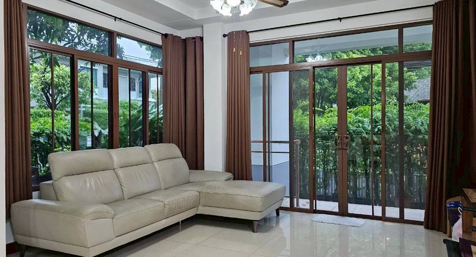 For rent 4 bedrooms house in Bang Phli, Samut Prakan