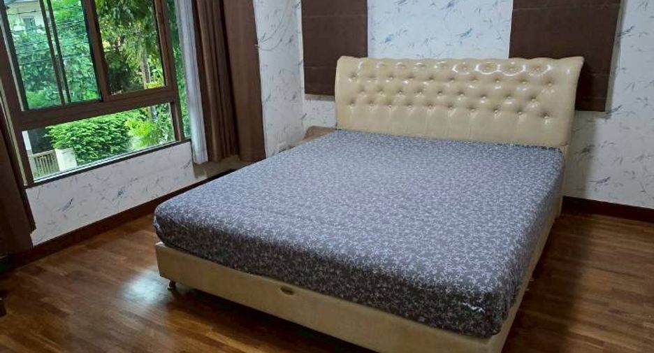 For rent 4 bedrooms house in Bang Phli, Samut Prakan