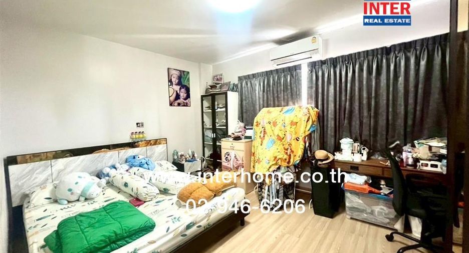 For rent and for sale 4 bedrooms retail Space in Thon Buri, Bangkok