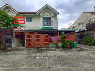 For Rent 3 Bedroom Townhouse In Khlong Sam Wa, Bangkok