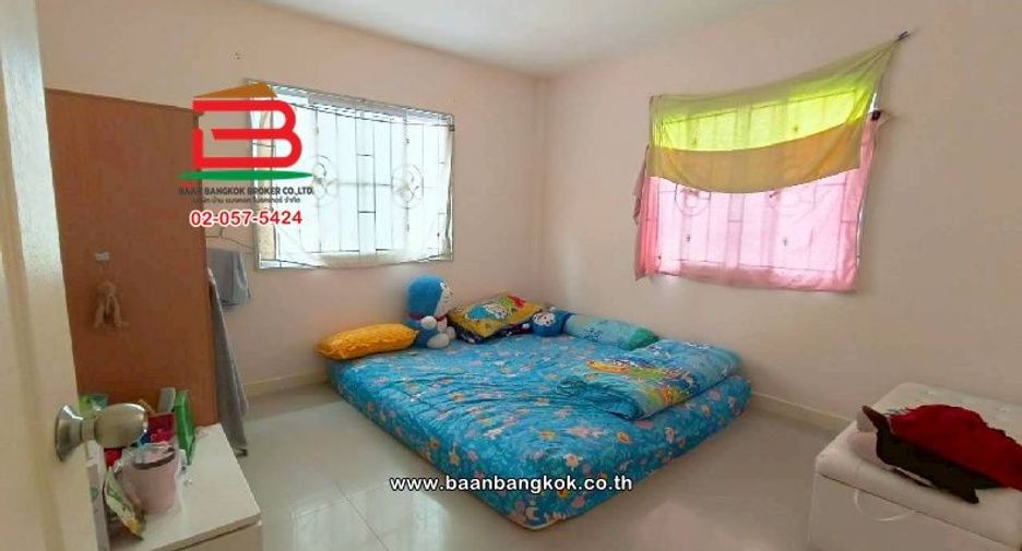 For rent and for sale 3 bedrooms townhouse in Khlong Sam Wa, Bangkok