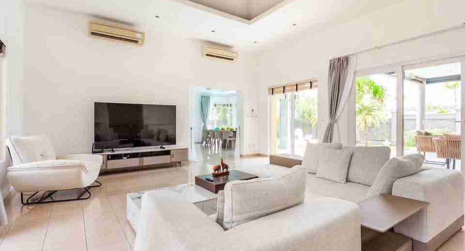 Villa en alquiler de 4 habitaciones en Bang Lamung, Chonburi