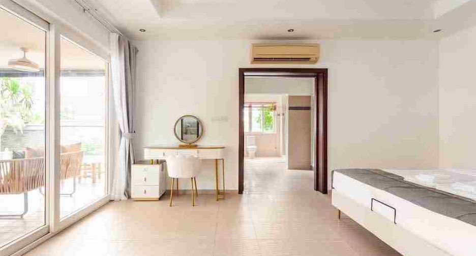 Villa en alquiler de 4 habitaciones en Bang Lamung, Chonburi