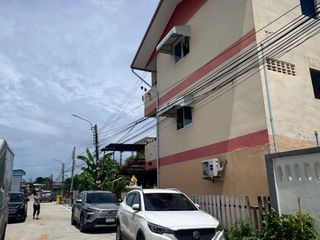 Apartment zum Kauf mit 15 Zimmer in Bang Phli, Samut Prakan