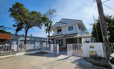 For sale 3 bedrooms house in Bang Phli, Samut Prakan