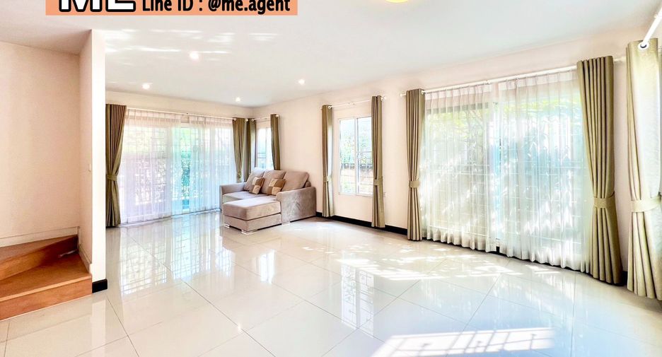 For sale 3 bedrooms house in Suan Luang, Bangkok