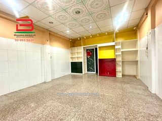 For sale 3 bedrooms retail Space in Pom Prap Sattru Phai, Bangkok