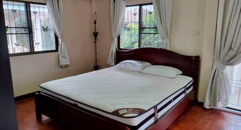For rent 4 bedrooms house in San Sai, Chiang Mai