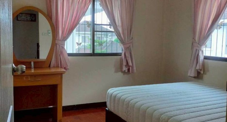 For rent 4 bedrooms house in San Sai, Chiang Mai