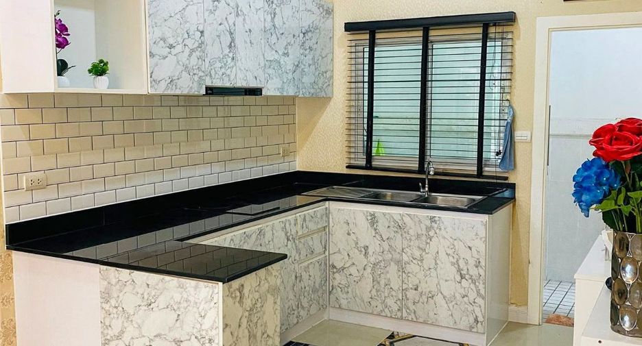 Продажа 3 спальни вилла в Банг Ламунг, Чонбури