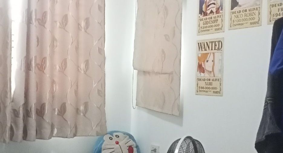 Reihenhaus zum Kauf mit Studio in Pluak Daeng, Rayong