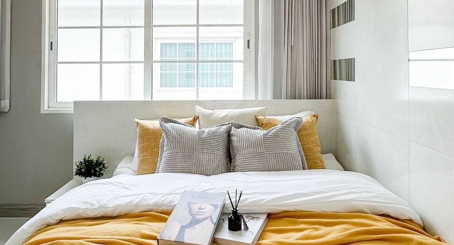 For sale 4 bedrooms house in Chom Thong, Bangkok