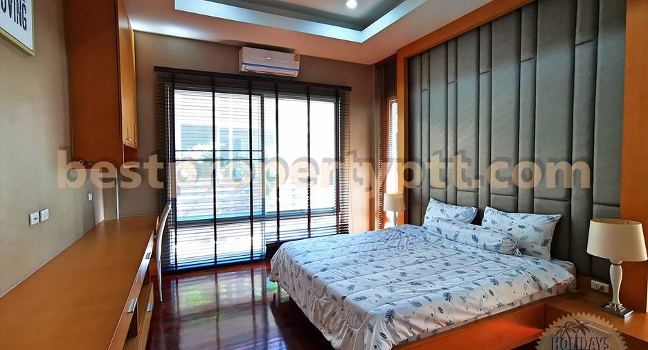For sale 3 bedrooms villa in Sattahip, Chonburi