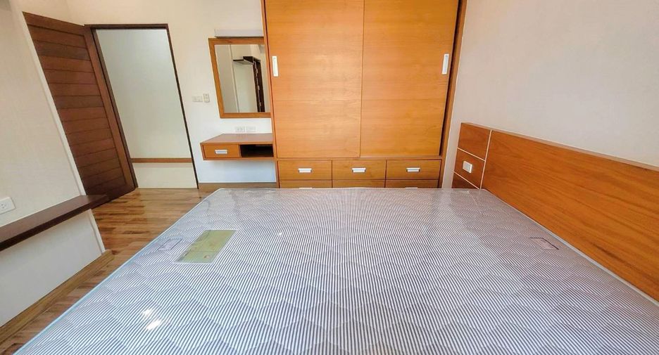 Apartment zur Miete mit 2 Zimmer in Khlong Toei, Bangkok