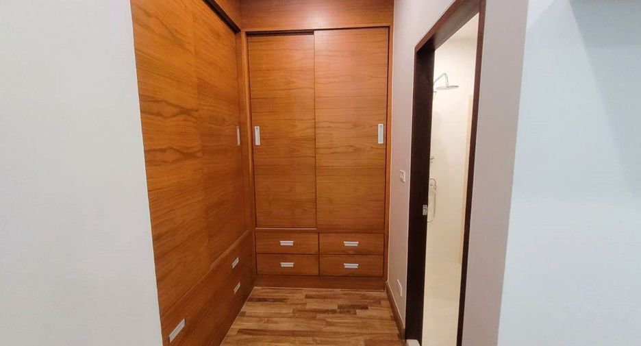 Apartment zur Miete mit 2 Zimmer in Khlong Toei, Bangkok