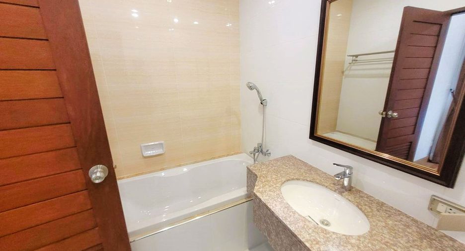 Apartment zur Miete mit 2 Zimmer in Khlong Toei, Bangkok