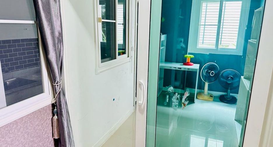 For rent 3 bedrooms house in San Sai, Chiang Mai