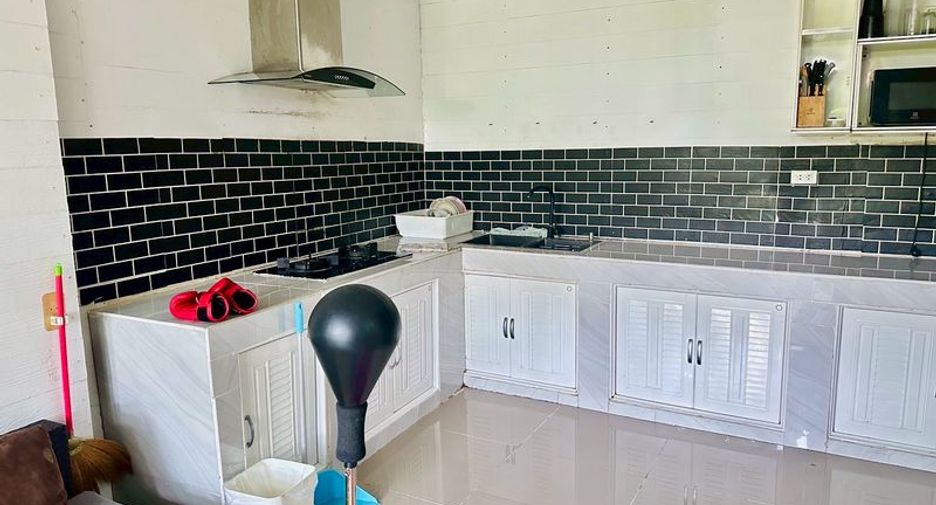 For rent 3 bedrooms house in San Sai, Chiang Mai