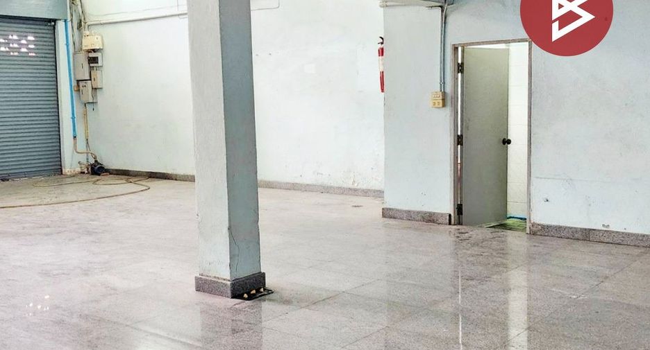 For sale 6 bedrooms retail Space in Bang Bon, Bangkok