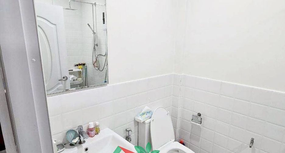 For sale 2 bedrooms townhouse in Bang Kapi, Bangkok