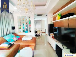 For sale 2 bedrooms house in Saphan Sung, Bangkok