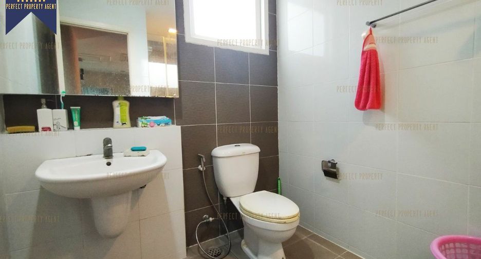 For sale 2 bedrooms house in Saphan Sung, Bangkok