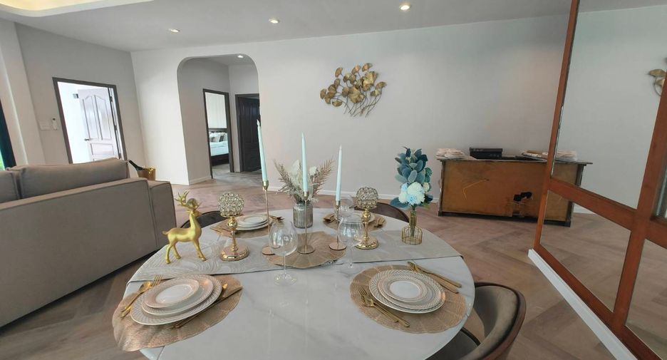 Haus zum Kauf mit 4 Zimmer in Bang Lamung, Chonburi
