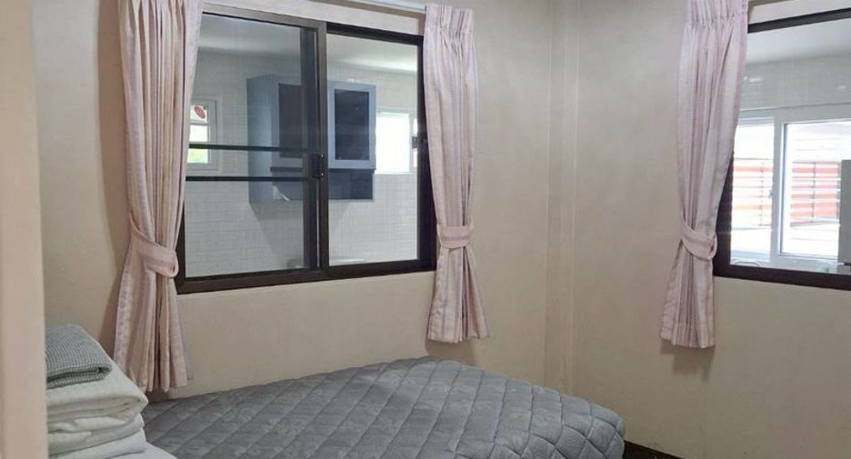 For rent 5 bedrooms house in San Sai, Chiang Mai