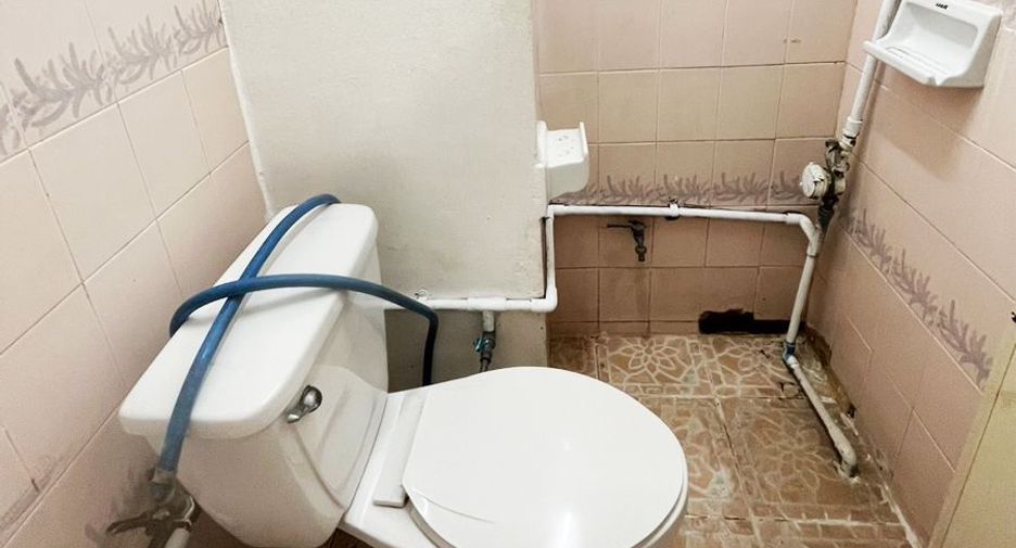 For sale 15 bedrooms apartment in Bang Sue, Bangkok