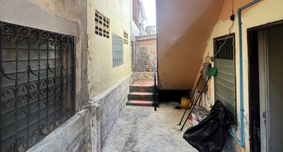 For sale 15 bedrooms apartment in Bang Sue, Bangkok