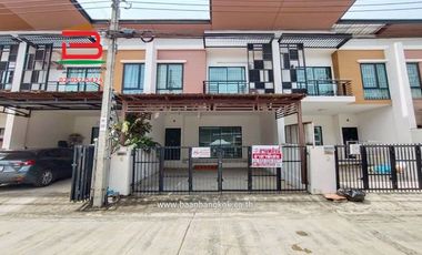 Reihenhaus zum Kauf mit 3 Zimmer in Prawet, Bangkok