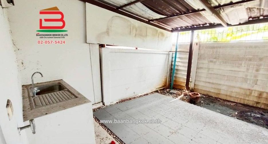 Reihenhaus zum Kauf mit 3 Zimmer in Prawet, Bangkok