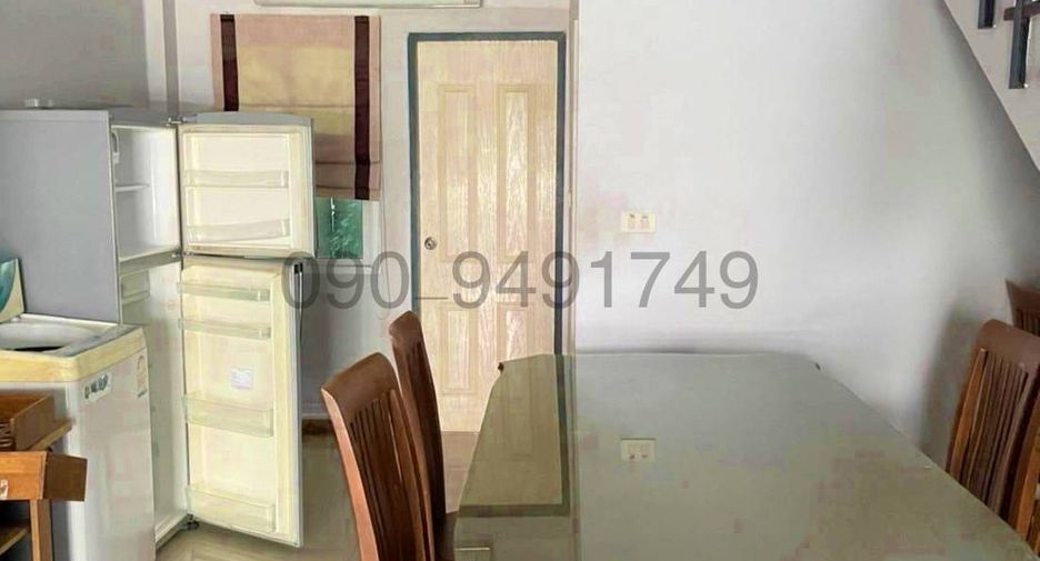 For rent 3 bedrooms townhouse in Pak Kret, Nonthaburi