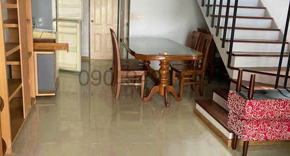 For rent 3 bedrooms townhouse in Pak Kret, Nonthaburi