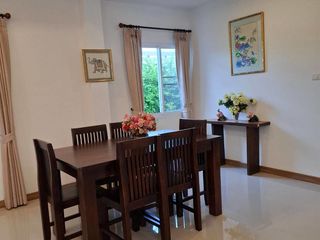 À louer 3 chambres maison à San Kamphaeng, Chiang Mai