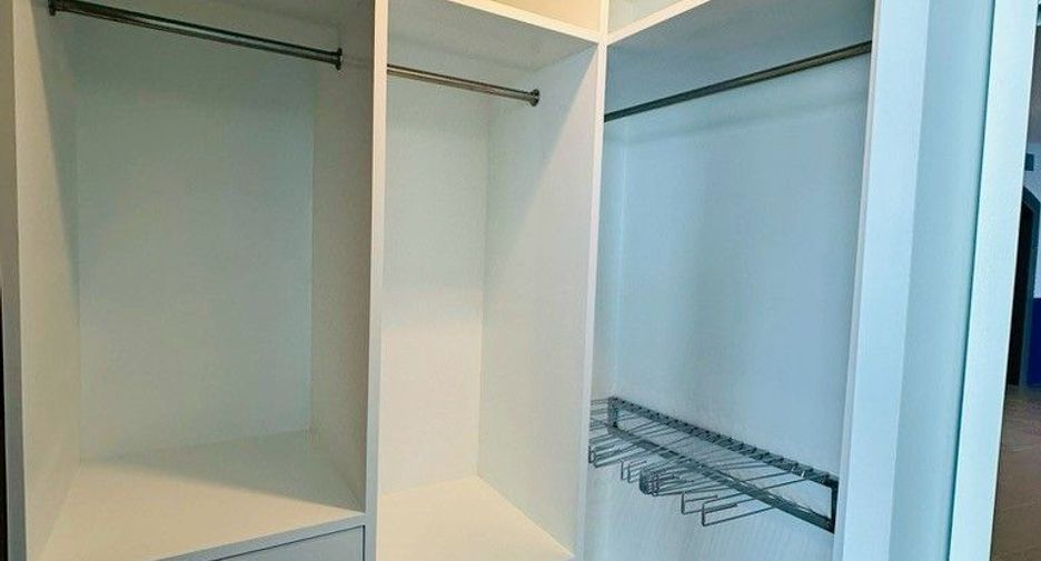 À vendre 3 chambres condo à Bang Kho Laem, Bangkok