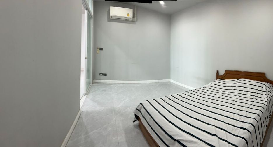 Wohnung zum Kauf mit 3 Zimmer in Lak Si, Bangkok