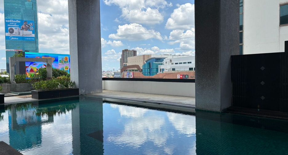 For sale 2 bedrooms retail Space in Yan Nawa, Bangkok