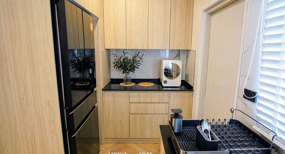 Casa en alquiler de 4 habitaciones en Bang Phli, Samut Prakan