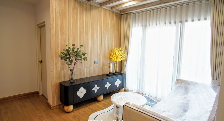 Casa en alquiler de 4 habitaciones en Bang Phli, Samut Prakan