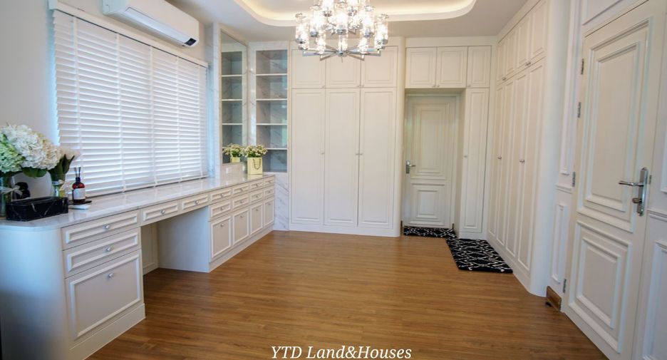 Casa en alquiler de 4 habitaciones en Bang Phli, Samut Prakan