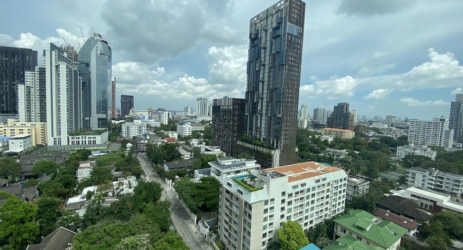 ขาย 2 ห้องนอน คอนโด ใน คลองเตย, กรุงเทพฯ