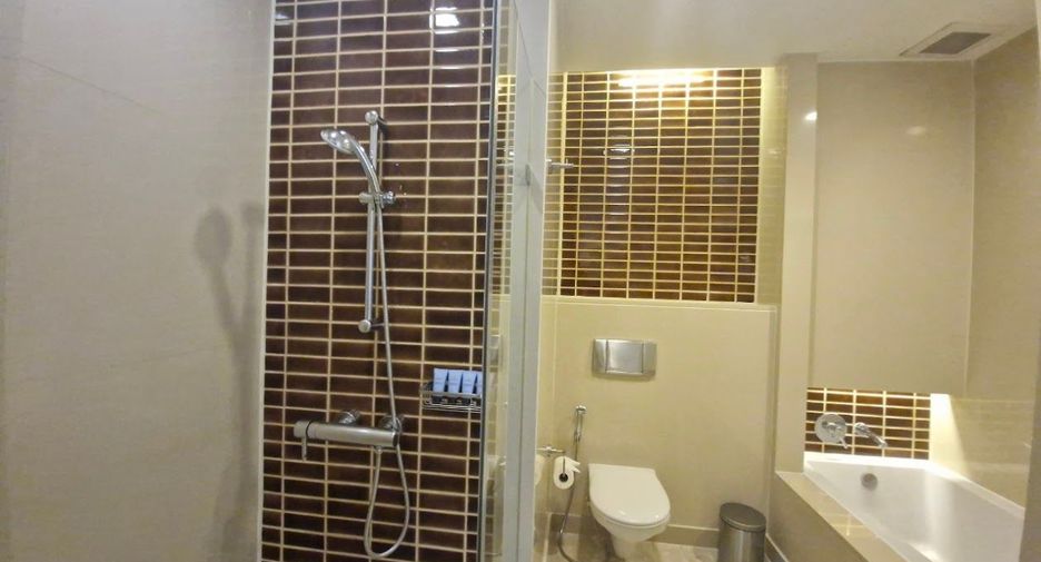 Wohnung zur Miete mit 3 Zimmer in Bang Kho Laem, Bangkok