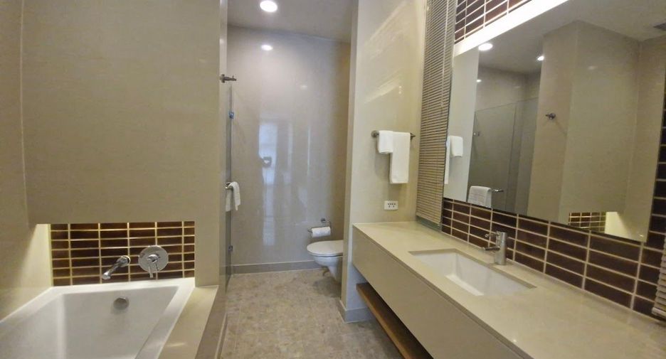 Wohnung zur Miete mit 3 Zimmer in Bang Kho Laem, Bangkok