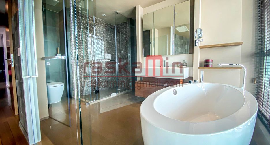 For rent そして for sale 2 ベッドルーム condo in Sathon, Bangkok